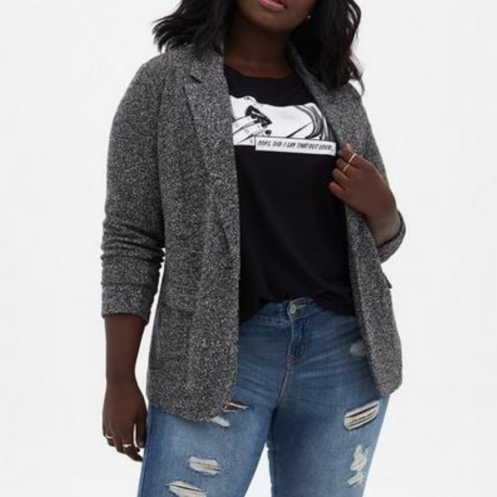 Torrid 3X Black & White Boucle Boyfriend Blazer